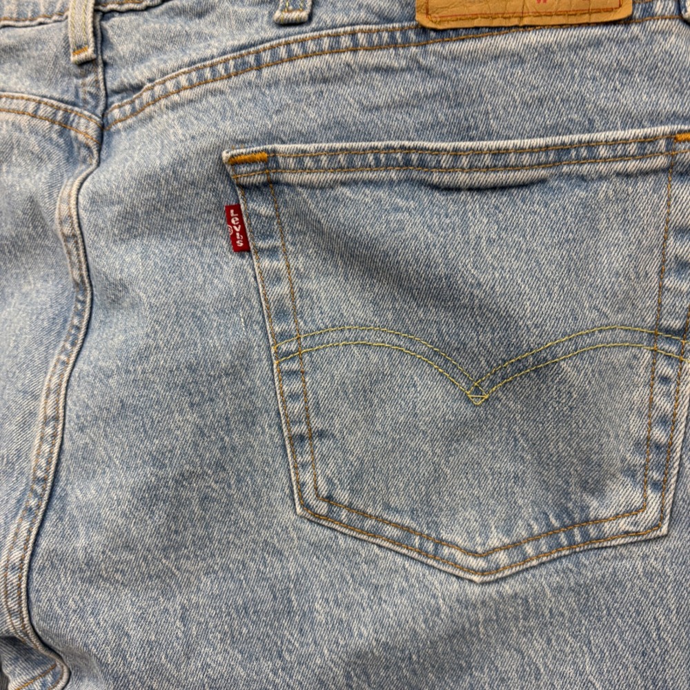 Levis 505 Regular Fit Straight‎ Leg Light Wash Denim Jeans Mens 38x33 - Picture 9 of 14